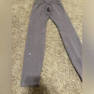 Lululemon leggings size 4- worn once not the right size for me